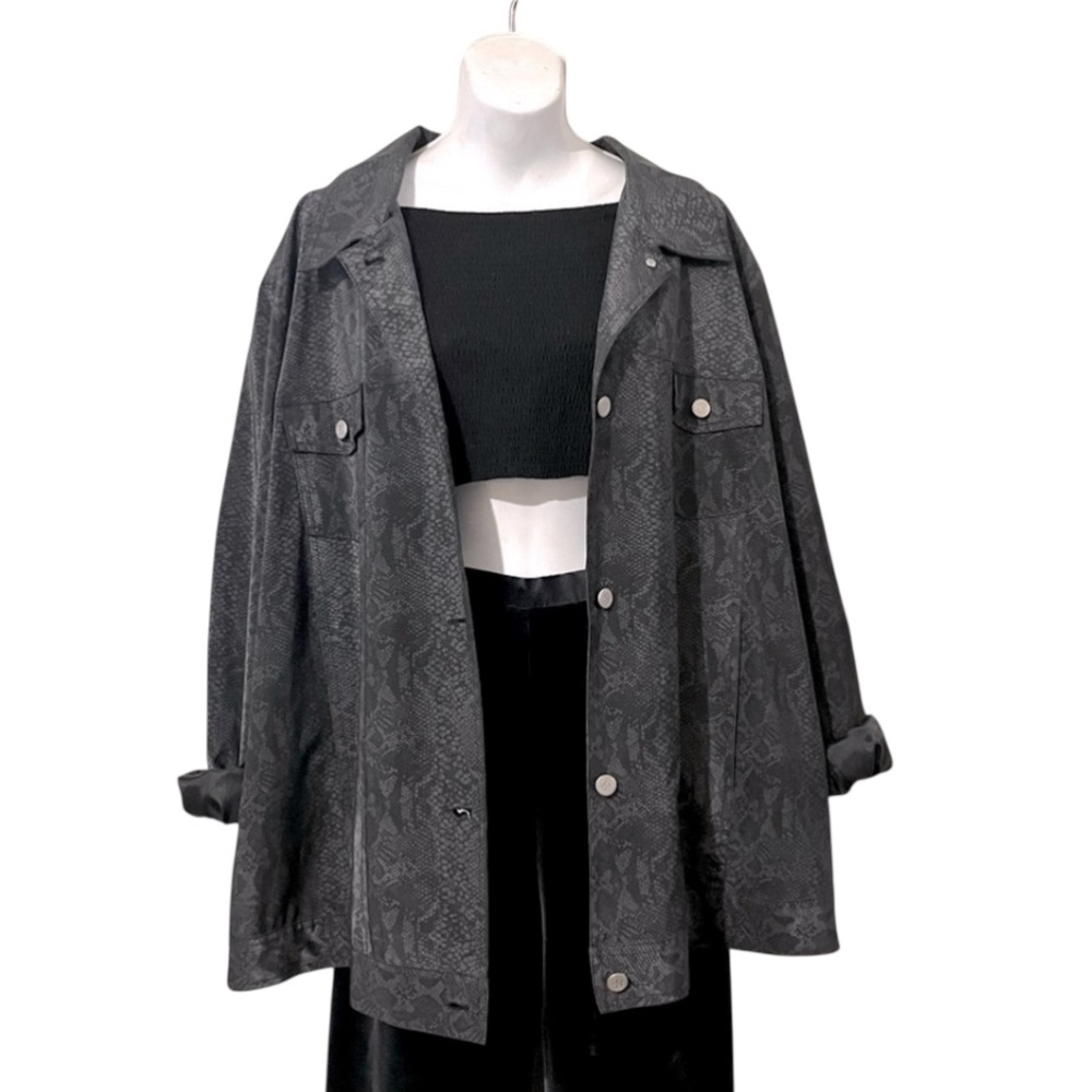 Avenue Blues Woman’s New Grey Black Snake-print Button Down Trench Coat 22/24